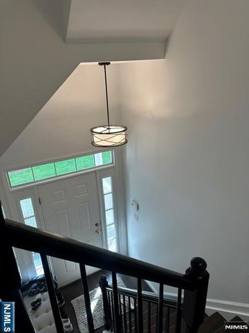 182 Brittany Court 221, Clifton, NJ 07013