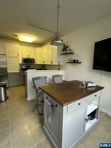 182 Brittany Court 221, Clifton, NJ 07013
