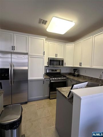 182 Brittany Court 221, Clifton, NJ 07013