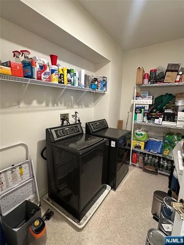 182 Brittany Court 221, Clifton, NJ 07013