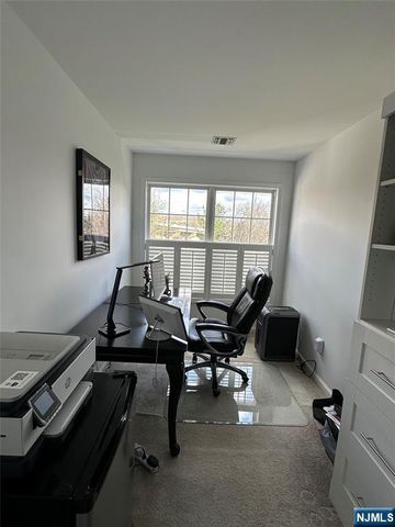 182 Brittany Court 221, Clifton, NJ 07013
