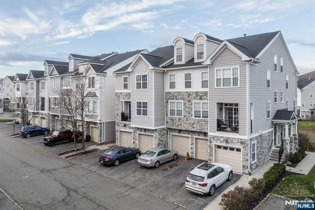 182 Brittany Court 221, Clifton, NJ 07013