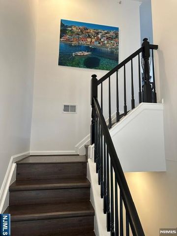 182 Brittany Court 221, Clifton, NJ 07013