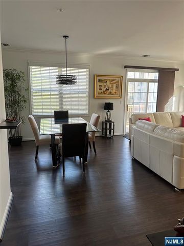182 Brittany Court 221, Clifton, NJ 07013