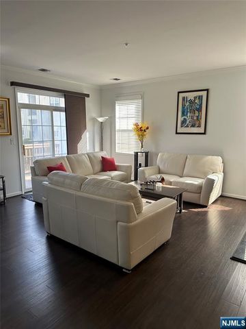 182 Brittany Court 221, Clifton, NJ 07013