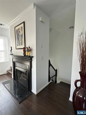 182 Brittany Court 221, Clifton, NJ 07013