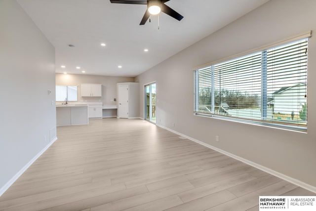 16520 Potter Street, Bennington, NE 68007