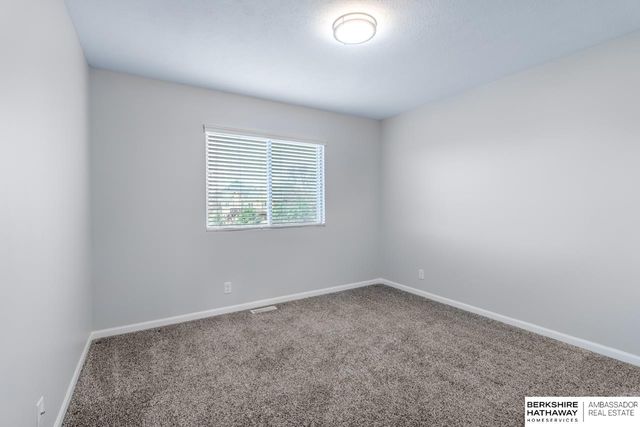 16520 Potter Street, Bennington, NE 68007