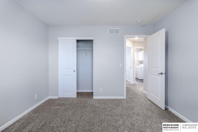 16520 Potter Street, Bennington, NE 68007