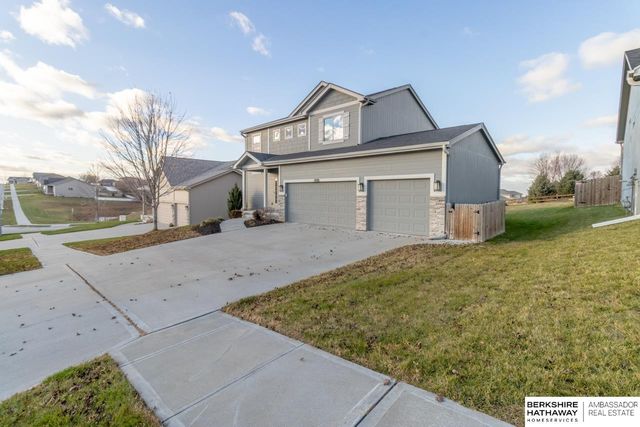 16520 Potter Street, Bennington, NE 68007