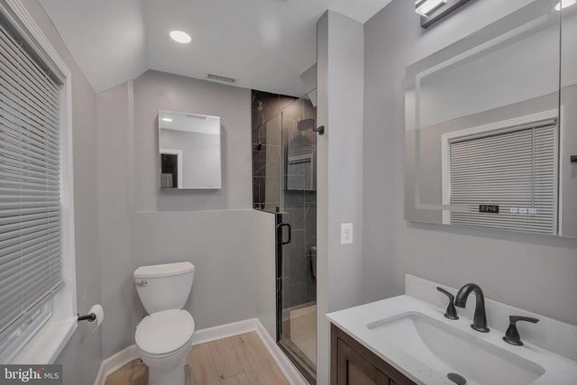 1706 N GLEBE RD, Arlington, VA 22207