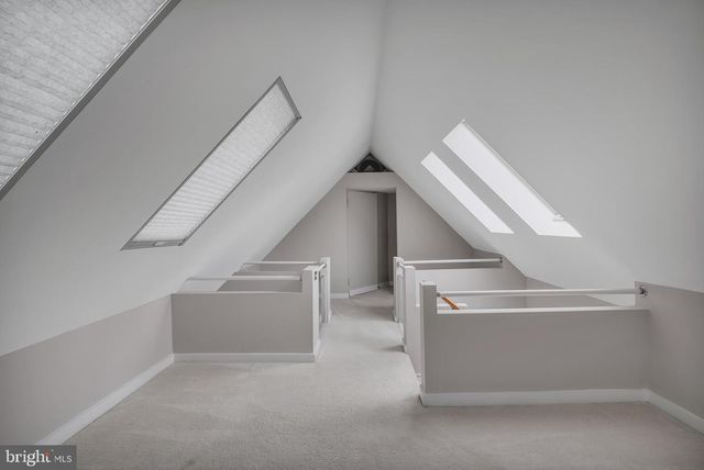 1706 N GLEBE RD, Arlington, VA 22207