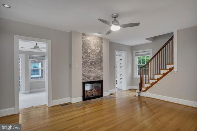 1706 N GLEBE RD, Arlington, VA 22207