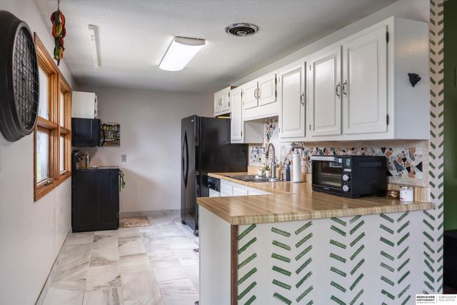 4810 N 83rd Street, Omaha, NE 68134