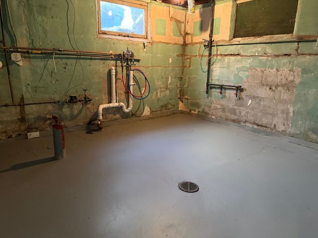 28W567 Forestview Avenue, Warrenville, IL 60555