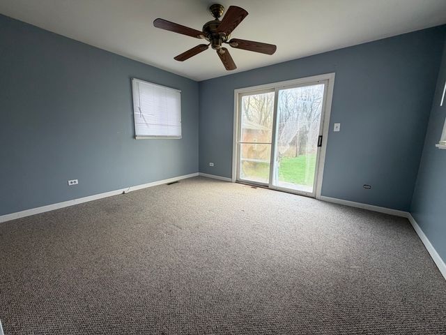 28W567 Forestview Avenue, Warrenville, IL 60555