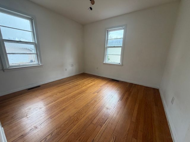 28W567 Forestview Avenue, Warrenville, IL 60555