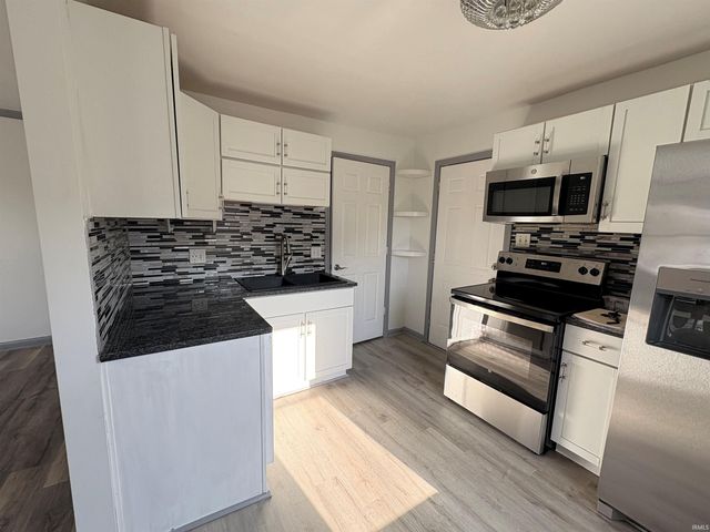 2172 Enlow Avenue, Evansville, IN 47711