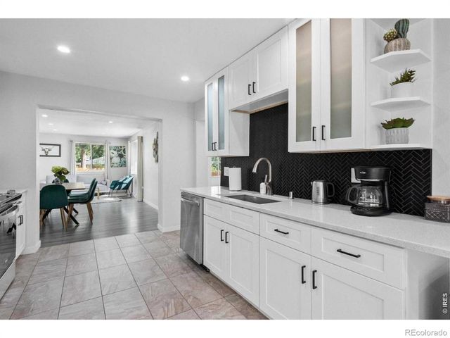 5330 Johnson Street, Arvada, CO 80002