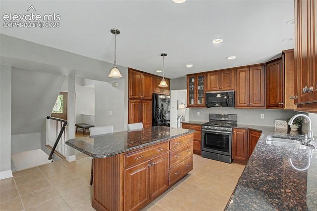 2471 Stoneridge Drive, Colorado Springs, CO 80919