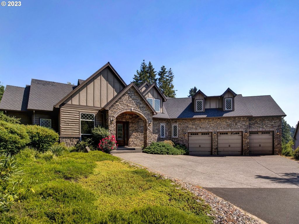 1425 Sw Medwyn Ter, Portland, OR 97219