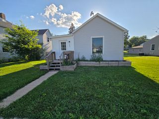 205 S Congress Avenue, Polo, IL 61064