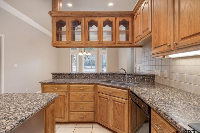 580 Bunker Dr, Tyler, TX 75703