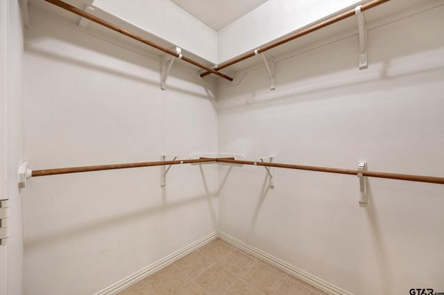 580 Bunker Dr, Tyler, TX 75703