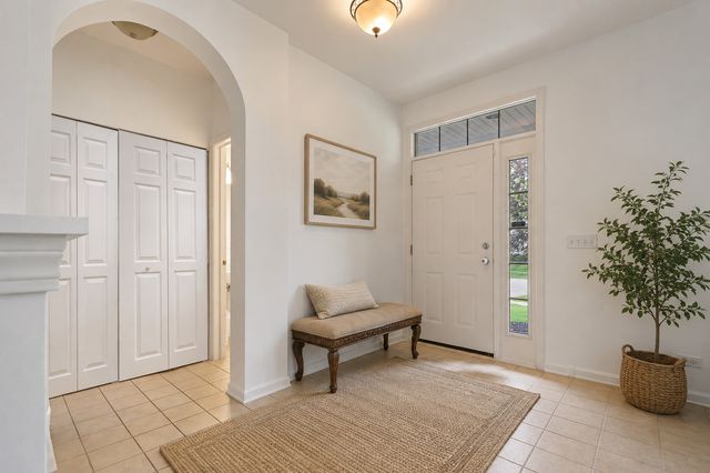 2050 Colchester Avenue, Hoffman Estates, IL 60192