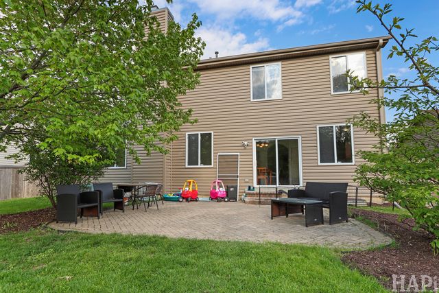 2050 Colchester Avenue, Hoffman Estates, IL 60192