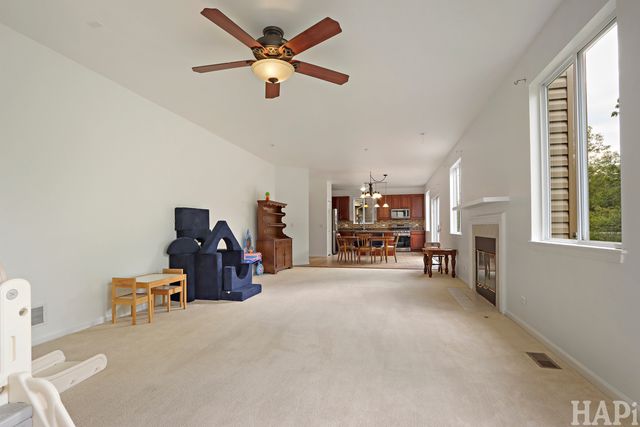 2050 Colchester Avenue, Hoffman Estates, IL 60192
