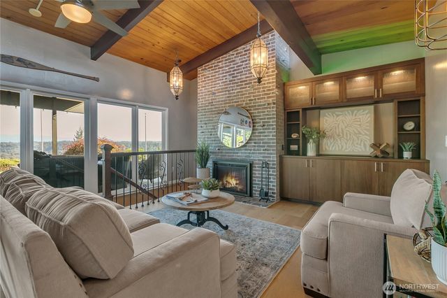 11407 SE 326th Place, Auburn, WA 98092