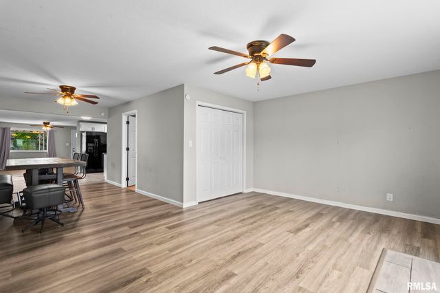 2617 KENT Drive, Springfield, IL 62703