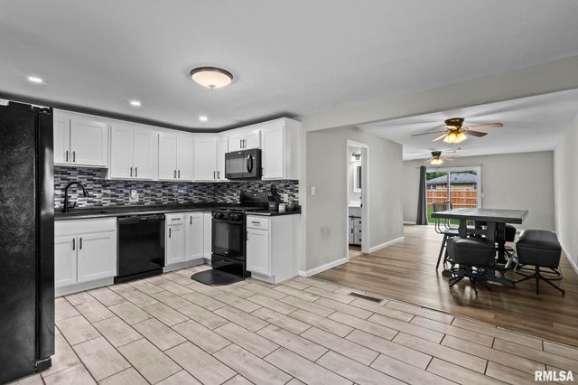 2617 KENT Drive, Springfield, IL 62703