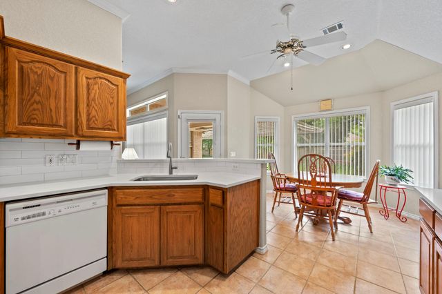 107 Stacey LN, Georgetown, TX 78628