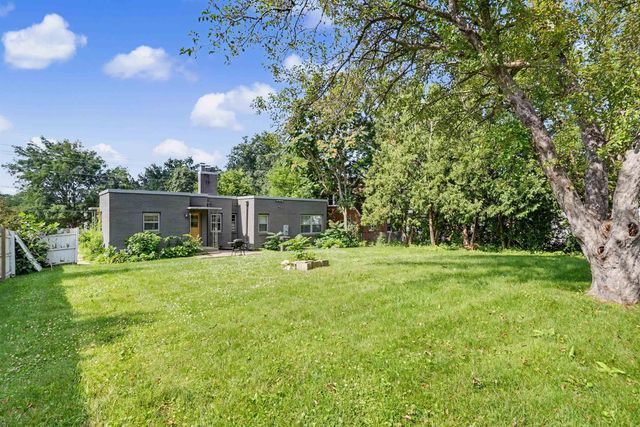 603 W 18th Street, Cedar Falls, IA 50613