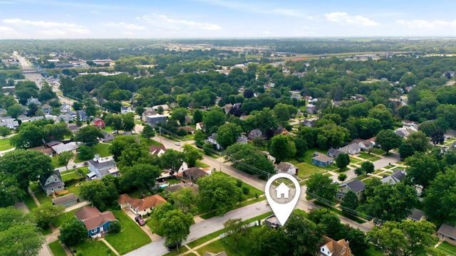 603 W 18th Street, Cedar Falls, IA 50613