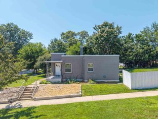 603 W 18th Street, Cedar Falls, IA 50613