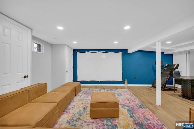 35 Grand Terrace, Livingston, NJ 07039