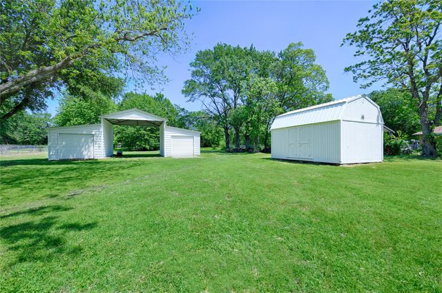 120 Janice Lane, Mabank, TX 75156