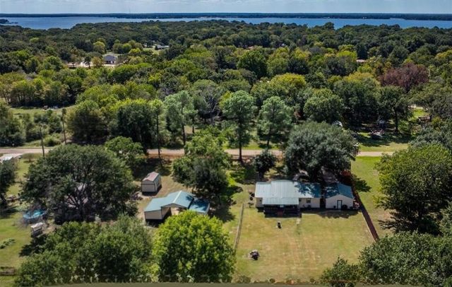 120 Janice Lane, Mabank, TX 75156