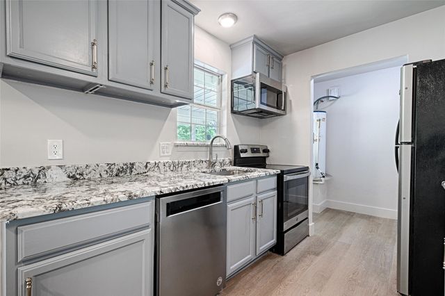 120 Janice Lane, Mabank, TX 75156
