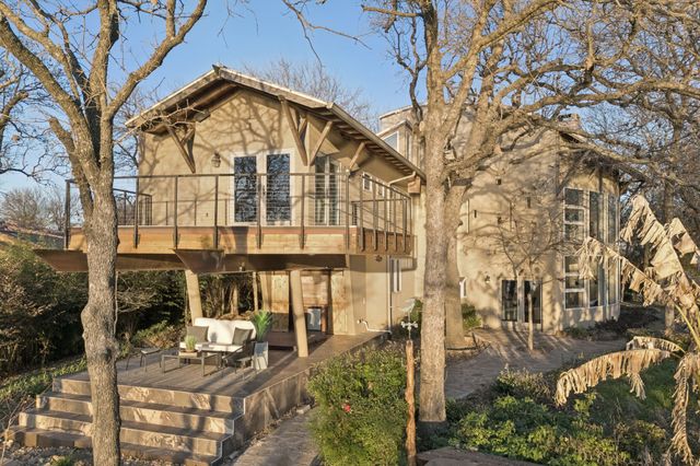 540 Diamond Point Drive, Oak Point, TX 75068