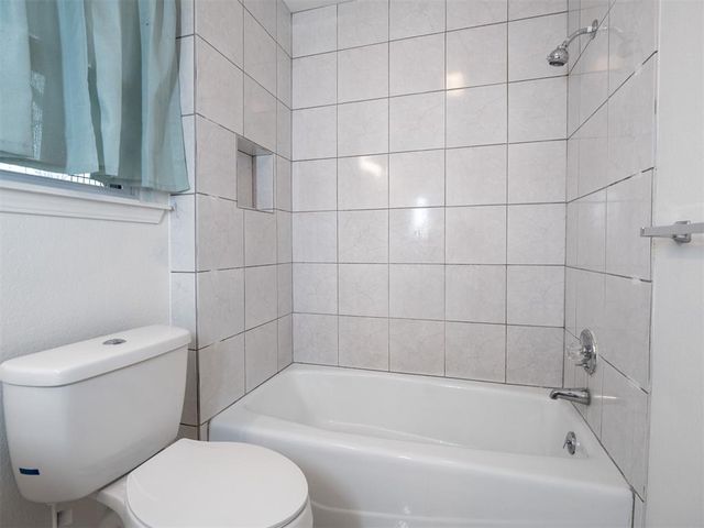 828 Golden Eagle Drive, Norman, OK 73072