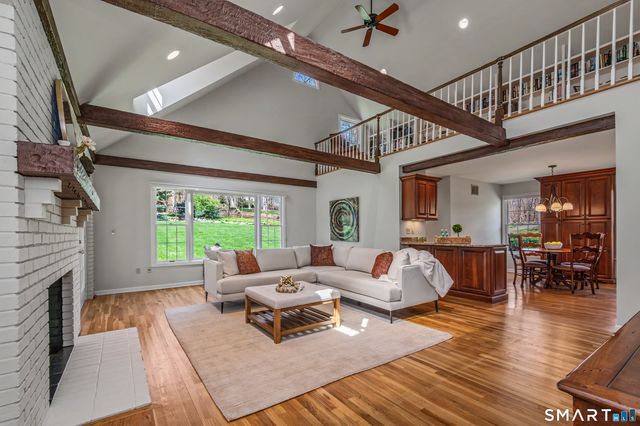 19 Hull Place, Ridgefield, CT 06877