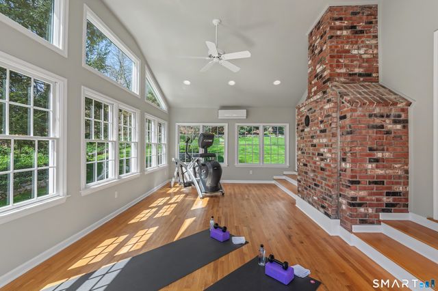 19 Hull Place, Ridgefield, CT 06877