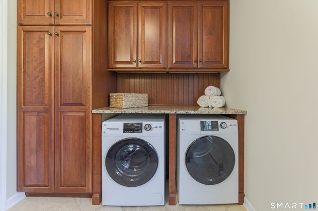 19 Hull Place, Ridgefield, CT 06877