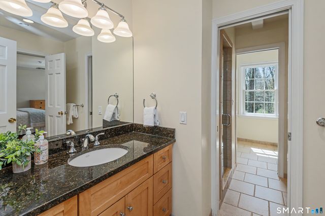 19 Hull Place, Ridgefield, CT 06877