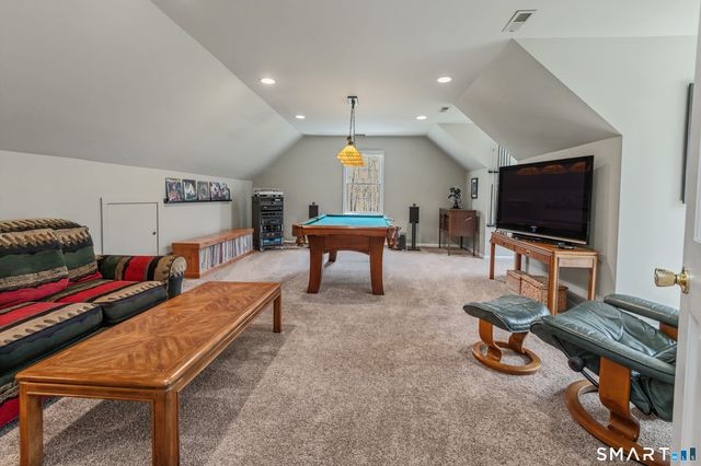 19 Hull Place, Ridgefield, CT 06877