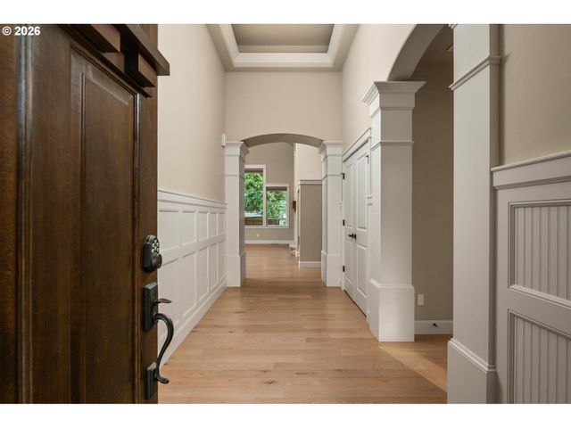 3882 Se PIPERS Dr, Hillsboro, OR 97123